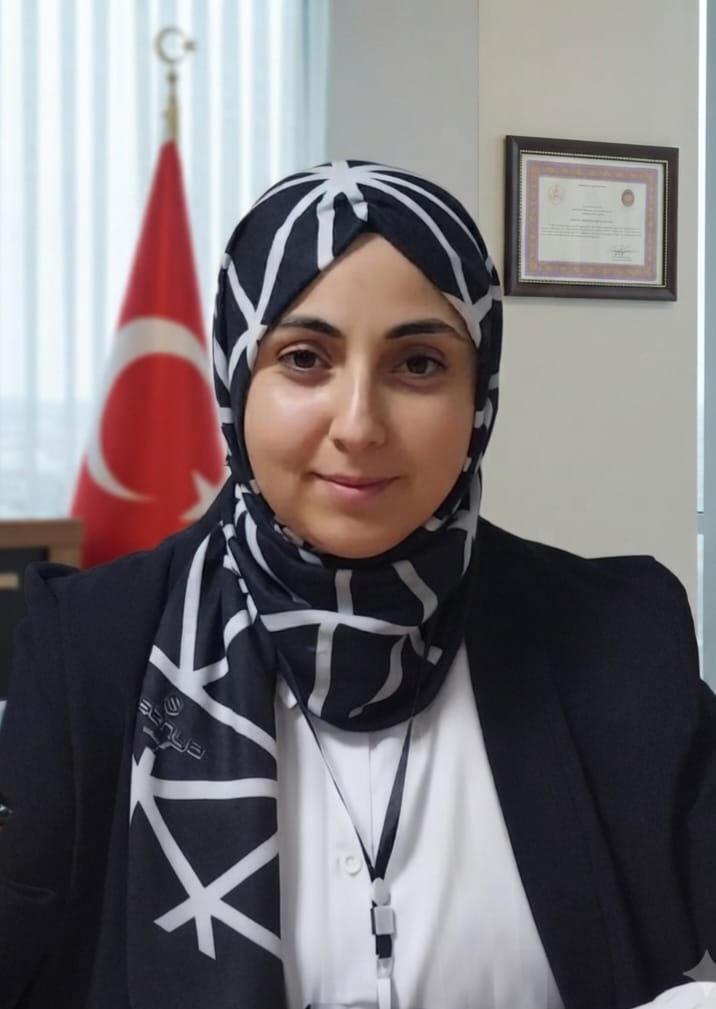 YASEMİN SEKMEN